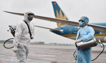Vietnam Airlines xin lỗi vì tiếp viên làm lây Covid-19 ra cộng đồng Vietnam Airlines xin lỗi vì tiếp viên làm lây Covid-19 ra cộng đồng