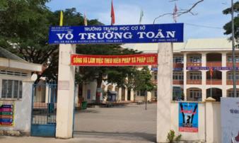 Nữ sinh lớp 7 ở Bà Rịa - Vũng Tàu tự sinh con trong phòng tắm Nữ sinh lớp 7 ở Bà Rịa - Vũng Tàu tự sinh con trong phòng tắm