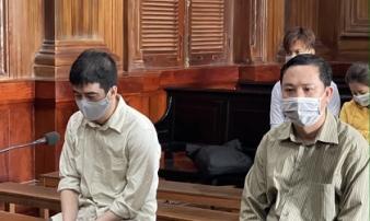 Đôi bạn học cùng lập kế hoạch tham ô tiền tỉ Đôi bạn học cùng lập kế hoạch tham ô tiền tỉ