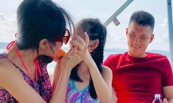 Công Vinh - Thủy Tiên được hâm mộ vì tài năng, lối sống, nhìn cách dạy con cũng đáng nể vô cùng Công Vinh - Thủy Tiên được hâm mộ vì tài năng, lối sống, nhìn cách dạy con cũng đáng nể vô cùng