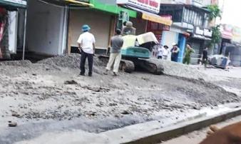 Hà Nội: San lấp 'hố tử thần' có chiều dài bằng ngôi nhà 5 tầng Hà Nội: San lấp 'hố tử thần' có chiều dài bằng ngôi nhà 5 tầng