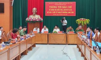 Vụ bé 5 tuổi bị xâm hại, bóp cổ tử vong ở Vũng Tàu: CA sẽ làm rõ vai trò của vợ nghi phạm Vụ bé 5 tuổi bị xâm hại, bóp cổ tử vong ở Vũng Tàu: CA sẽ làm rõ vai trò của vợ nghi phạm