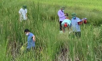 Vụ mẹ ôm con 7 tuổi đi lên đường ray, cháu bé tử vong bất thường: Nghi vấn mẹ sát hại con từ trước Vụ mẹ ôm con 7 tuổi đi lên đường ray, cháu bé tử vong bất thường: Nghi vấn mẹ sát hại con từ trước