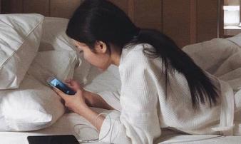 Người hội tụ đủ 5 điểm dưới đây trước khi ngủ thường dễ 'mời gọi' ung thư ghé thăm, mong rằng bạn không có Người hội tụ đủ 5 điểm dưới đây trước khi ngủ thường dễ 'mời gọi' ung thư ghé thăm, mong rằng bạn không có