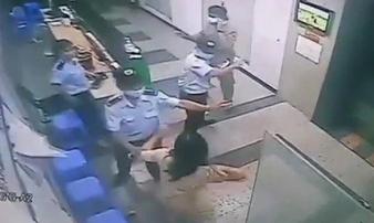 Người phụ nữ không đeo khẩu trang, hành hung bảo vệ chung cư bị phạt 2 triệu đồng Người phụ nữ không đeo khẩu trang, hành hung bảo vệ chung cư bị phạt 2 triệu đồng