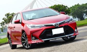Loạt sedan hạng C giảm giá mạnh chờ ngày 'thay máu' tại Việt Nam: Corolla Altis giảm nhiều nhất, Cerato rẻ nhất dưới 500 triệu Loạt sedan hạng C giảm giá mạnh chờ ngày 'thay máu' tại Việt Nam: Corolla Altis giảm nhiều nhất, Cerato rẻ nhất dưới 500 triệu