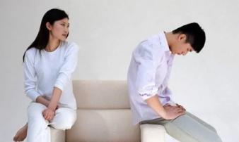 Đưa vợ sang nhà bạn, phát hiện bị 'cắm sừng' chỉ nhờ cột sóng wifi Đưa vợ sang nhà bạn, phát hiện bị 'cắm sừng' chỉ nhờ cột sóng wifi