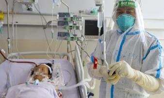 Việt Nam ghi nhận thêm 233 ca tử vong do Covid-19 trong 7 ngày Việt Nam ghi nhận thêm 233 ca tử vong do Covid-19 trong 7 ngày