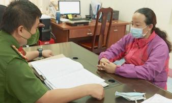 Người phụ nữ 4 con mua ma túy pha nước chanh, bỏ vào cốp xe gài bẫy để công an bắt chồng Người phụ nữ 4 con mua ma túy pha nước chanh, bỏ vào cốp xe gài bẫy để công an bắt chồng