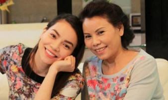 Mẹ ruột bị soi chuyện từ thiện, Hồ Ngọc Hà im lặng không bênh vực nhưng lại thể hiện bằng cách này Mẹ ruột bị soi chuyện từ thiện, Hồ Ngọc Hà im lặng không bênh vực nhưng lại thể hiện bằng cách này
