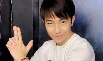 Chân dung YouTuber thứ 2 Việt Nam 'ẵm' nút kim cương: Thiếu gia 'sinh ra từ vạch đích' nhưng không muốn phụ thuộc vào gia đình, thu nhập 9-10 số 0 mỗi tháng Chân dung YouTuber thứ 2 Việt Nam 'ẵm' nút kim cương: Thiếu gia 'sinh ra từ vạch đích' nhưng không muốn phụ thuộc vào gia đình, thu nhập 9-10 số 0 mỗi tháng