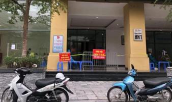 Hà Nội: Cách ly tạm thời chung cư hơn 1.000 dân do ca test nhanh dương tính SARS-CoV-2 Hà Nội: Cách ly tạm thời chung cư hơn 1.000 dân do ca test nhanh dương tính SARS-CoV-2