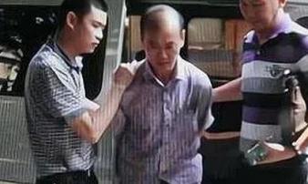 Nữ sinh lớp 6 chết trong ký túc xá giáo viên vén màn thảm kịch từ mối tình trái luân lý, hung thủ trốn 18 năm vẫn không thoát 'lưới trời' Nữ sinh lớp 6 chết trong ký túc xá giáo viên vén màn thảm kịch từ mối tình trái luân lý, hung thủ trốn 18 năm vẫn không thoát 'lưới trời'