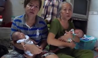 Hai bé sinh đôi bị bố mẹ chối bỏ giữa mùa dịch, ông bà nghèo không biết lấy gì nuôi cháu Hai bé sinh đôi bị bố mẹ chối bỏ giữa mùa dịch, ông bà nghèo không biết lấy gì nuôi cháu