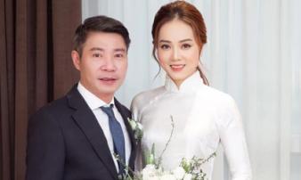 Công Lý bị đồn qua đời, vợ trẻ kém 15 tuổi bức xúc: Khốn nạn vô cùng! Công Lý bị đồn qua đời, vợ trẻ kém 15 tuổi bức xúc: Khốn nạn vô cùng!