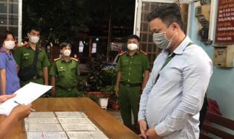 Người tình vay của 'giang hồ' Tâm Ken 130 tỷ, trả 170 tỷ vẫn bị truy sát Người tình vay của 'giang hồ' Tâm Ken 130 tỷ, trả 170 tỷ vẫn bị truy sát