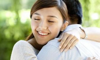 5 câu nói đơn giản nhưng hơn cả núi tiền, vợ chồng nói với nhau thường xuyên 'nghèo mấy cũng hạnh phúc vô bờ' 5 câu nói đơn giản nhưng hơn cả núi tiền, vợ chồng nói với nhau thường xuyên 'nghèo mấy cũng hạnh phúc vô bờ'