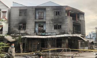 Vụ cháy làm 4 người trong gia đình tử vong Kiên Giang: Căn nhà không có lối thoát hiểm Vụ cháy làm 4 người trong gia đình tử vong Kiên Giang: Căn nhà không có lối thoát hiểm