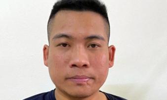 Khởi tố tài xế taxi 'chở' điện thoại của 2 du khách Nga đi mất Khởi tố tài xế taxi 'chở' điện thoại của 2 du khách Nga đi mất