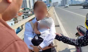Nam tài xế gây xúc động mạnh khi kịp thời giúp đỡ 2 mẹ con trên cầu Nhật Tân: 'Tôi thuyết phục mãi người phụ nữ mới đồng ý lên xe'