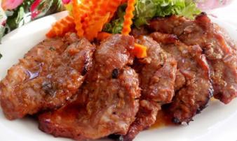 Ướp thịt chỉ bỏ muối hay đường thôi chưa đủ: Làm theo cách này giúp thịt mềm tan đậm vị ăn không ngán Ướp thịt chỉ bỏ muối hay đường thôi chưa đủ: Làm theo cách này giúp thịt mềm tan đậm vị ăn không ngán