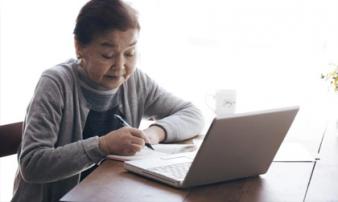 Kết bạn với người lạ trên Facebook, người phụ nữ bị 'ru ngủ' suốt 15 ngày: 18 tỷ cứ thế chuyển cho kẻ lừa đảo Kết bạn với người lạ trên Facebook, người phụ nữ bị 'ru ngủ' suốt 15 ngày: 18 tỷ cứ thế chuyển cho kẻ lừa đảo