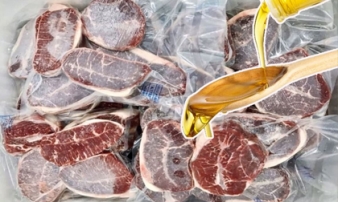 Làm cách này thịt bảo quản trong tủ lạnh sẽ không bị dính vào túi, thịt luôn tươi ngon và đảm bảo vệ sinh