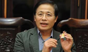 Chủ hiệu vàng Bảo Tín Minh Châu: 'Đàn ông thông minh sẽ chẳng bao giờ lấy người phụ nữ thành đạt làm vợ' Chủ hiệu vàng Bảo Tín Minh Châu: 'Đàn ông thông minh sẽ chẳng bao giờ lấy người phụ nữ thành đạt làm vợ'