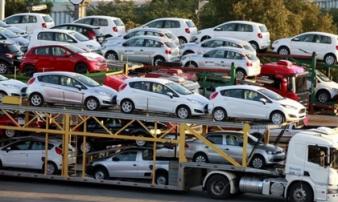 Ôtô nhập khẩu về Việt Nam lập kỷ lục, đạt 4,7 tỷ USD trong năm 2025 