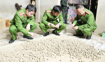 Thu giữ hơn 2 tấn tang vật trong vụ sản xuất thuốc Đông y giả