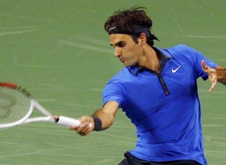 Federer nhọc nhằn đi tiếp