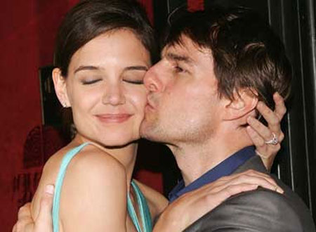 Cuộc ly hôn của Tom Cruise -  Katie Holmes từng là đề tài hot trên các mặt báo.