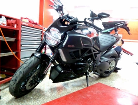 'Quái xế' Ducati Diavel phiên bản Cromo