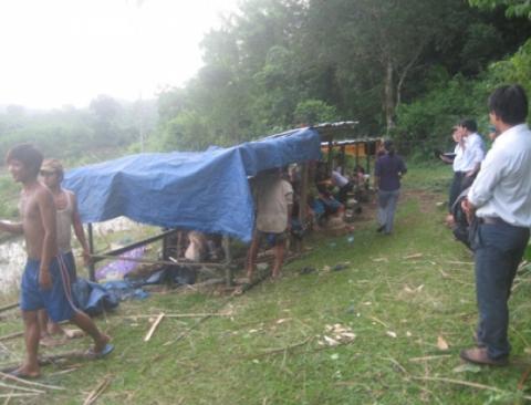 Các hộ dân dựng lều ở tạm tại núi Cà Tu