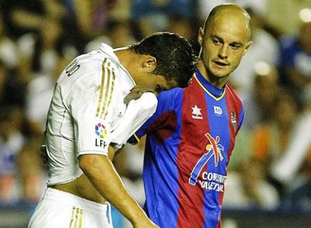 Ám ảnh về thất bại tại trước Levante vẫn đang ám ảnh Ronaldo và Real