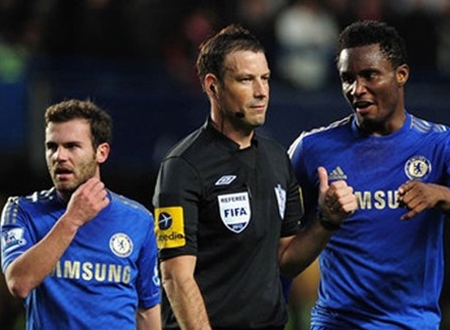 Clattenburg bị Chelsea tố có hành vi phân biệt chủng tộc