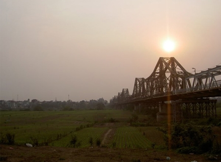 Cầu Long Biên