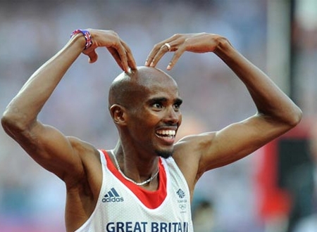 Mo Farah ăn mừng kiểu 