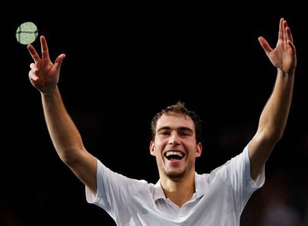 Janowicz liên tiếp gây ra bất ngờ