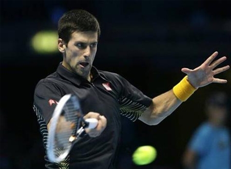 Djokovic tiếp tục vượt qua Tsonga