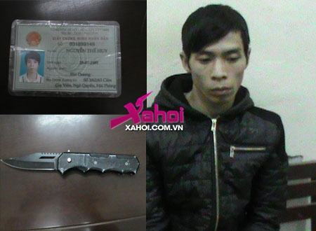 Nguyễn Thế Huy cùng con dao bị thu giữ và CMTND