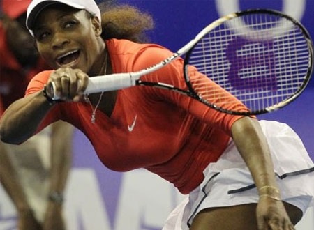 Tay vợt mạnh mẽ Serena Williams phải vào phòng phẫu thuật. Ảnh: AP