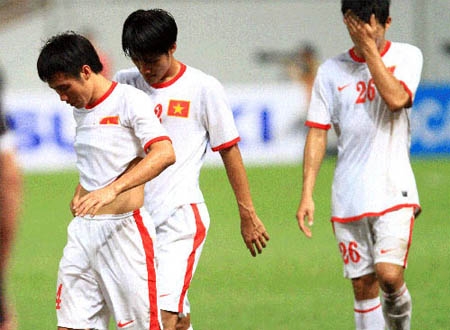 Việt Nam vẫn chiếm vị trí số 1 Đông Nam Á dù thi đấu bết bát ở AFF Suziki Cup 2012