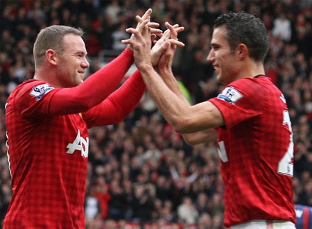 Rooney hay van Persie quan trọng hơn với M.U?