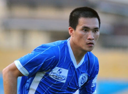 Công Vinh gặp khó khi CLB Hà Nội không tham gia V-League 2013