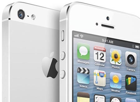 iPhone 5 ra mắt năm 2012