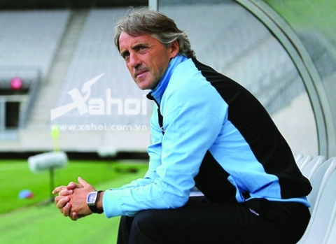 Roberto Mancini vẫn đang im hơi lặng tiếng