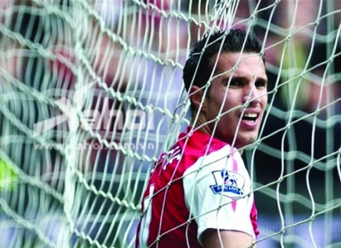 Robin van Persie không còn muốn ở lại Arsenal