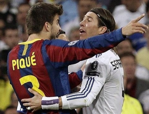 Pique-Ramos trong màu áo Barca và Real