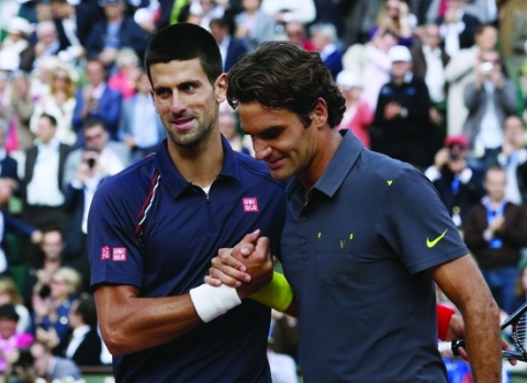 Novak Djokovic và Roger Federer sẽ đụng nhau tại bán kết